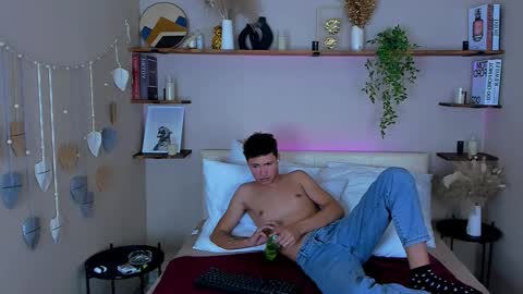 Snapshot of jonny_dark chatting on 10/11/25, 11:09 Jonny online show from 10/11/25, 11:09