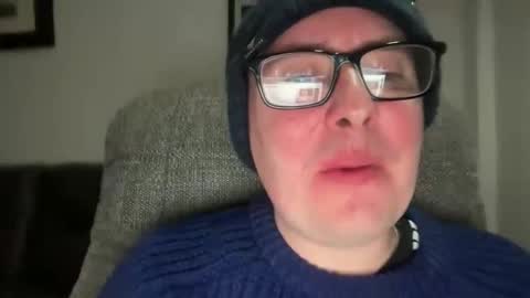 Snapshot of jonnybeeswax7376964133 chatting on 03/04/26, 04:40 jonnybeeswax7376964133 online show from 03/04/26, 04:40