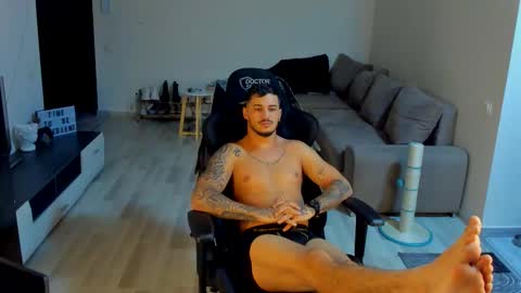 jonnyporn1 online show from 11/15/25, 04:32