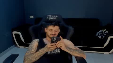 jonnyporn1 online show from 03/18/26, 03:04