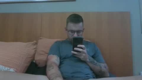 jonoy1995 online show from 12/02/24, 07:47