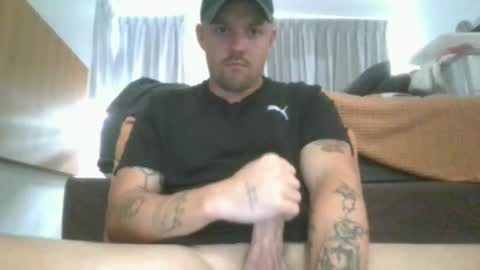 jonoy1995 online show from 02/04/25, 04:37