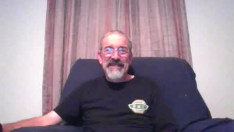 Snapshot of jony_five chatting on 12/19/24, 12:34 Jon online show from 12/19/24, 12:34