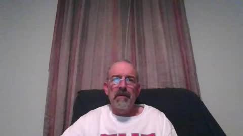 Snapshot of jony_five chatting on 12/26/24, 12:14 Jon online show from 12/26/24, 12:14
