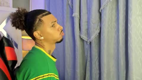 Snapshot of jordan_love7 chatting on 01/16/26, 12:31 jordan online show from 01/16/26, 12:31