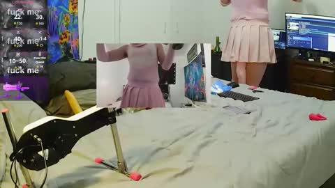 Snapshot of jordanxxx666 chatting on 12/17/25, 02:17 sissyjolicia online show from 12/17/25, 02:17