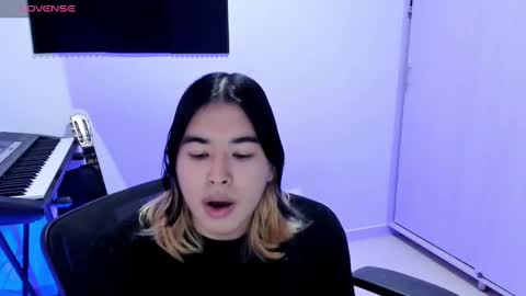 Snapshot of jordiwilldd chatting on 02/18/25, 10:03 Jiho online show from 02/18/25, 10:03