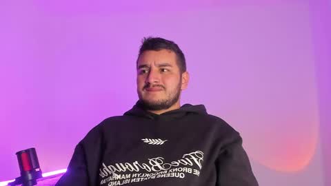 JORDY AND SOFI online show from 10/31/25, 04:24