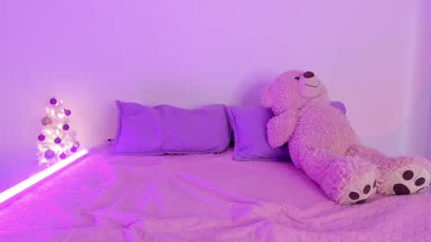 JORDY AND SOFI online show from 12/19/25, 08:38