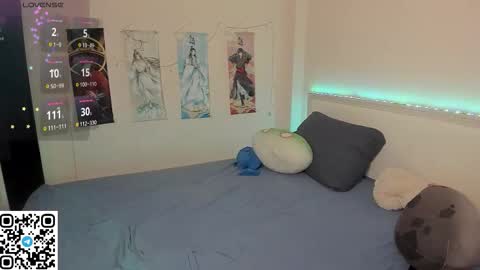 Mila online show from 11/25/25, 02:33