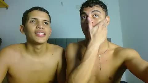 JOSE AND DANIEL online show from 07/14/26, 07:02