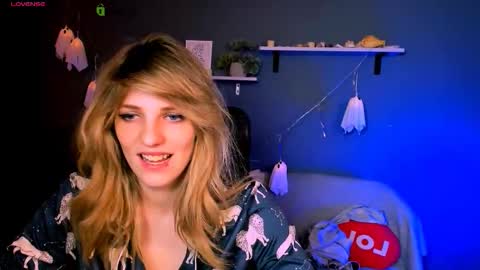 jose_fairy online show from 11/03/25, 07:59