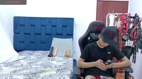 jose_rumbero91 online show from 10/04/25, 12:03