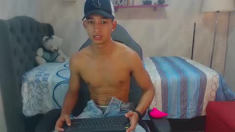 jose_sexycumm online show from 01/19/25, 07:58
