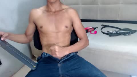 jose_sexycumm online show from 01/28/25, 11:07