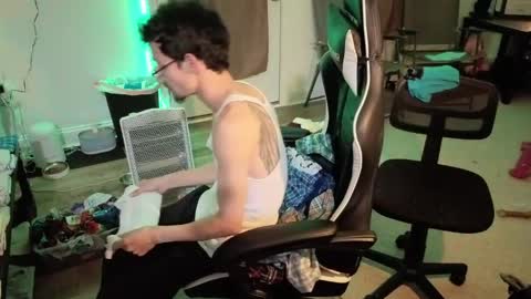 Josef online show from 04/08/26, 02:11