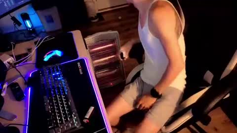 Josef online show from 07/20/26, 07:22