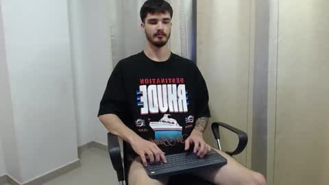 Snapshot of joseh0se chatting on 02/28/26, 12:11 alejandro online show from 02/28/26, 12:11