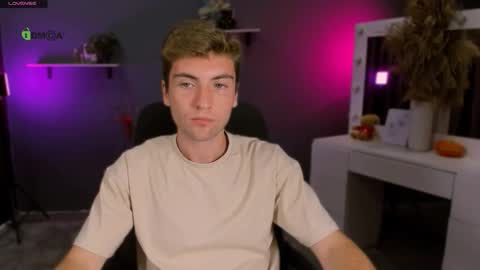 joseph_bear_ online show from 09/10/25, 12:49