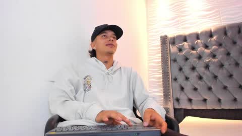 joseph_vans online show from 04/20/26, 03:31