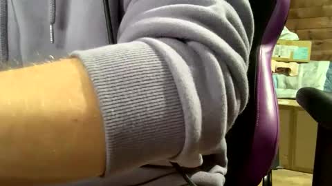 josephc1125 online show from 10/11/25, 07:40