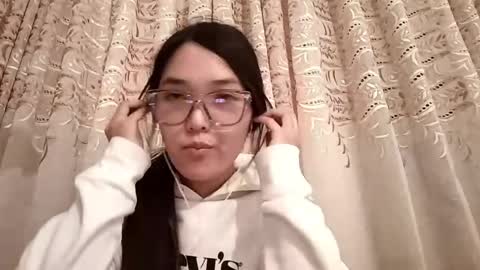 Snapshot of josephinepantle chatting on 04/13/26, 03:50 Kama online show from 04/13/26, 03:50