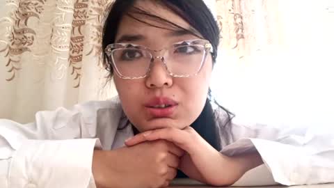 Snapshot of josephinepantle chatting on 05/08/26, 11:48 Kama online show from 05/08/26, 11:48