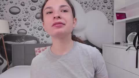 Snapshot of josephinerowe chatting on 04/23/26, 12:26 Josephine online show from 04/23/26, 12:26
