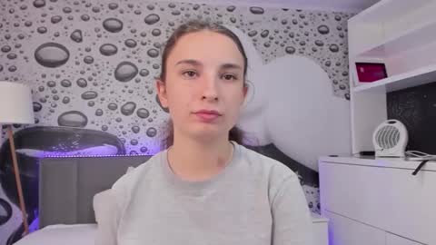 Snapshot of josephinerowe chatting on 05/08/26, 12:10 Josephine online show from 05/08/26, 12:10
