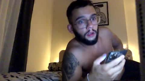 josh_xo online show from 10/05/25, 06:39