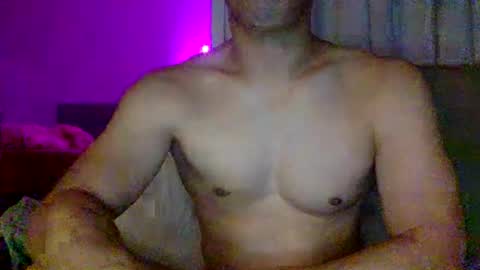 Snapshot of joshasian0713 chatting on 12/01/25, 11:15 joshasian0713 online show from 12/01/25, 11:15