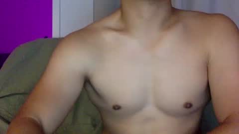Snapshot of joshasian0713 chatting on 04/19/26, 10:36 joshasian0713 online show from 04/19/26, 10:36