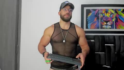      Joshua The Lion  online show from 12/22/25, 07:55