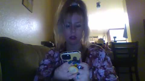 Snapshot of josiecaruso chatting on 11/02/25, 06:16 Lana Caruso online show from 11/02/25, 06:16