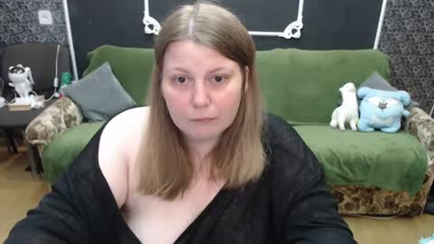 josiesun771 online show from 06/19/26, 07:23