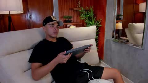 Snapshot of josseph_smit_ chatting on 03/01/26, 04:20 Josseph online show from 03/01/26, 04:20