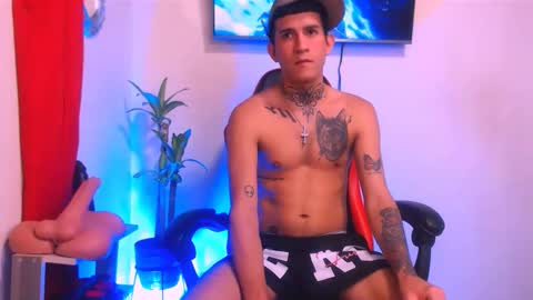 Snapshot of josue_linares chatting on 05/14/26, 07:59 josue_linares online show from 05/14/26, 07:59