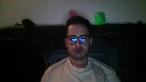 josux8 online show from 10/31/25, 04:24