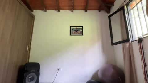Im Jouliano online show from 05/25/26, 03:29
