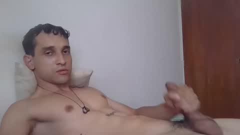 Snapshot of jovenvergonguapo09 chatting on 03/09/26, 07:29 Van Helsing online show from 03/09/26, 07:29