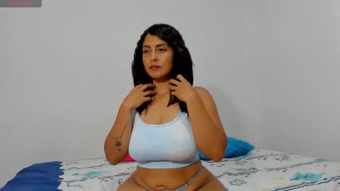 sofiaparker8 online show from 11/04/25, 11:04