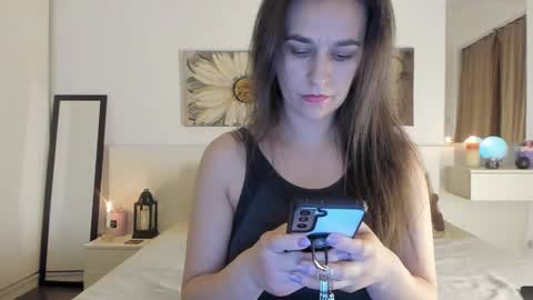 Snapshot of joycasidy chatting on 12/02/24, 04:20 CassidyJoy online show from 12/02/24, 04:20