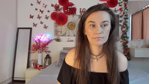 Snapshot of joycasidy chatting on 02/24/25, 02:26 CassidyJoy online show from 02/24/25, 02:26