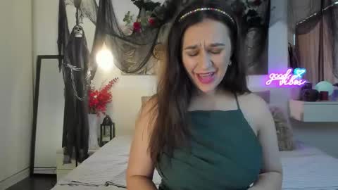 Snapshot of joycasidy chatting on 10/20/25, 11:54 CassidyJoy online show from 10/20/25, 11:54