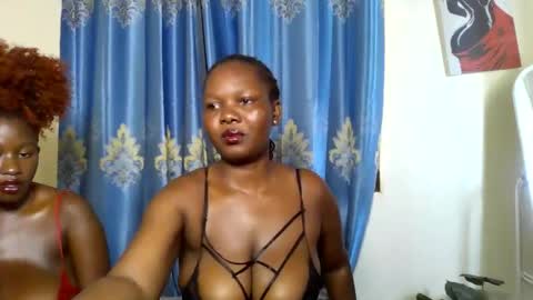 Snapshot of joylubale chatting on 05/25/26, 09:04 joylubale online show from 05/25/26, 09:04