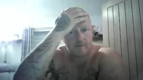 Snapshot of jp_sparky chatting on 10/24/25, 08:38 jp_sparky online show from 10/24/25, 08:38