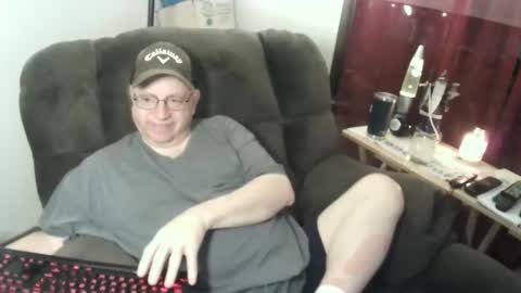 Snapshot of jpmel99 chatting on 12/08/24, 02:39 jpmel99 online show from 12/08/24, 02:39