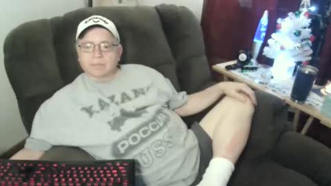 Snapshot of jpmel99 chatting on 12/26/24, 02:12 jpmel99 online show from 12/26/24, 02:12