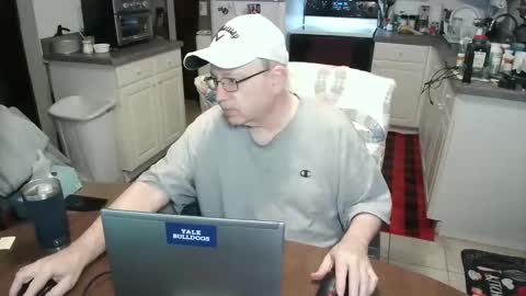 Snapshot of jpmel99 chatting on 01/14/25, 10:27 jpmel99 online show from 01/14/25, 10:27