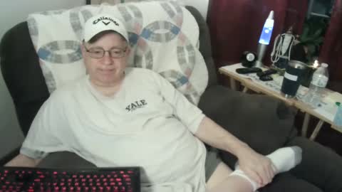 Snapshot of jpmel99 chatting on 02/01/25, 11:16 jpmel99 online show from 02/01/25, 11:16